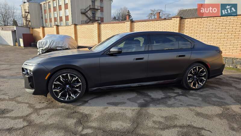Седан BMW i7 2023 в Владимире фото 44 Седан BMW i7 2023 в Владимире