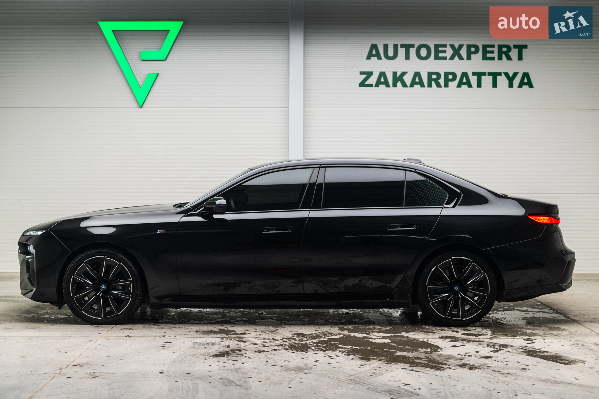 2023 BMW i7 - мініатюра 8