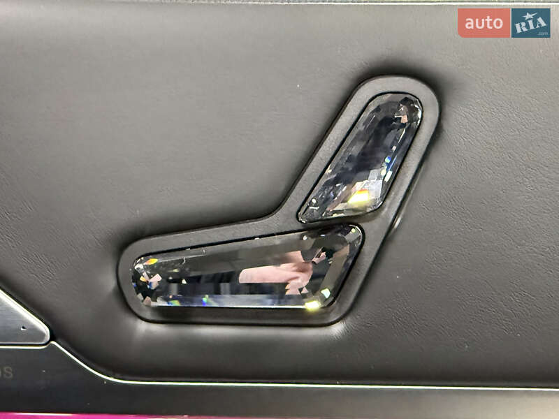 Седан BMW i7 2023 в Киеве