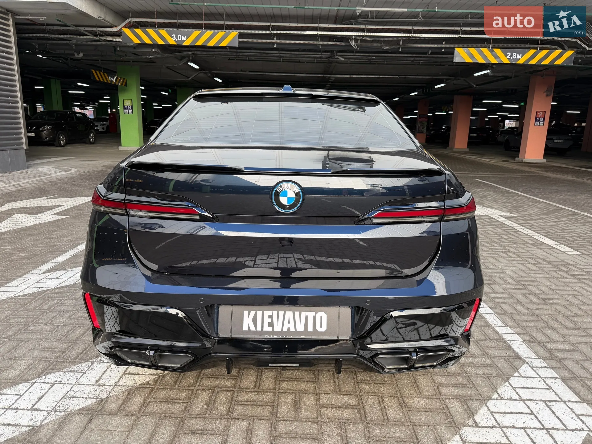 2023 BMW i7 - мініатюра 13