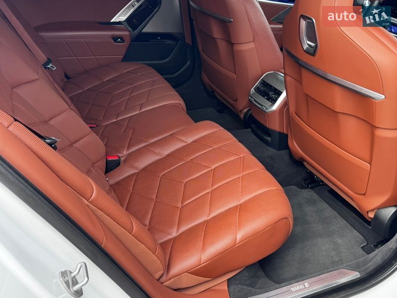 Седан BMW i7 2023 в Києві фото 23 Седан BMW i7 2023 в Києві