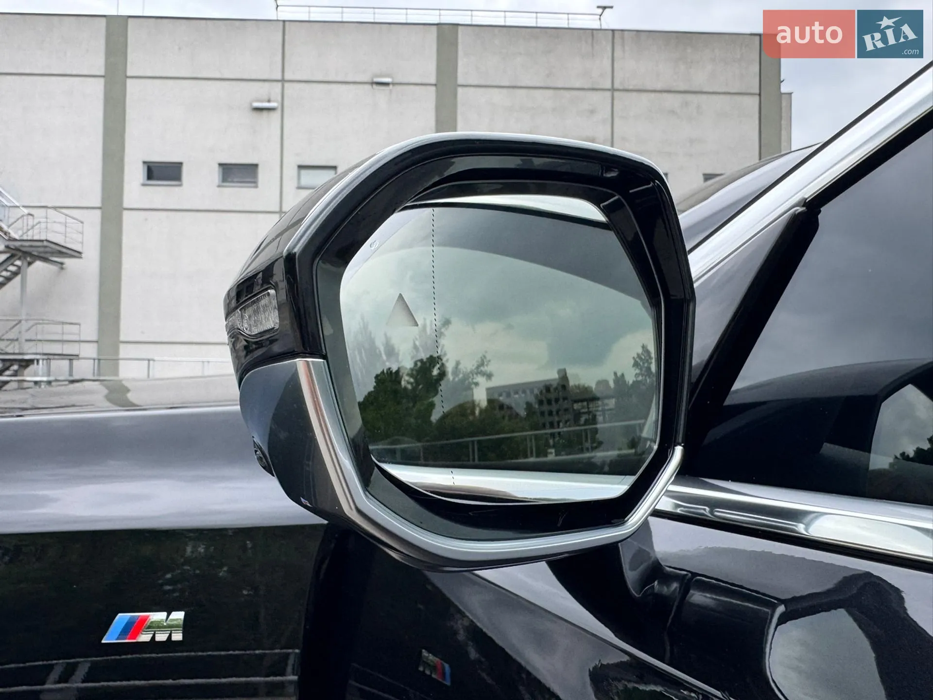 2023 BMW i7 - мініатюра 38