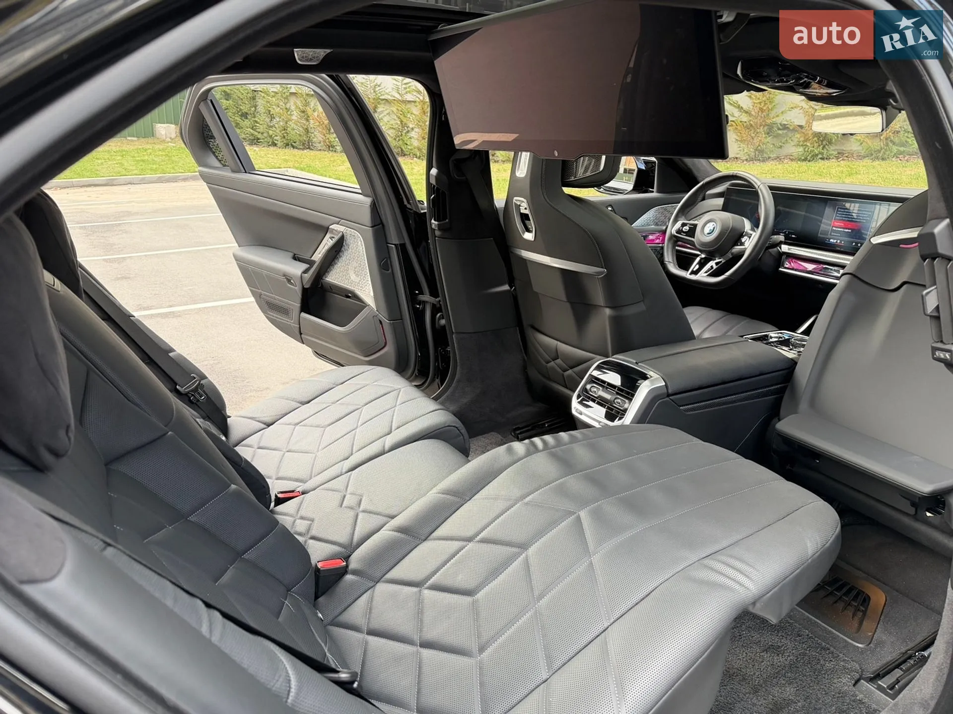 2023 BMW i7 - мініатюра 83