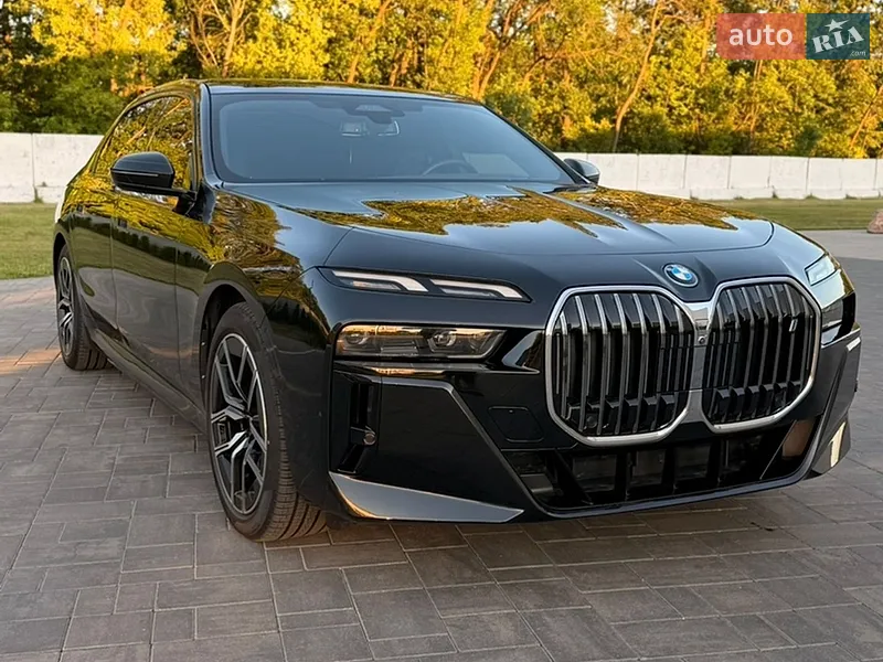 BMW i7 2023 VIN WBY53EJ07RCP77276 фото оголошення 4 з 123