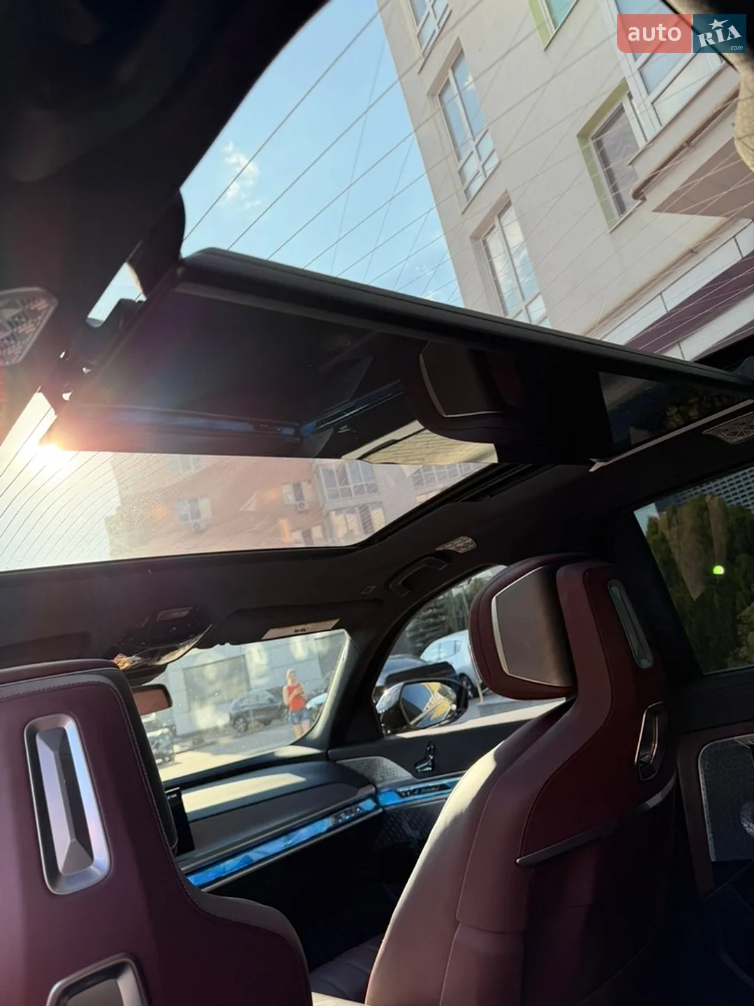 2022 BMW i7 - мініатюра 3