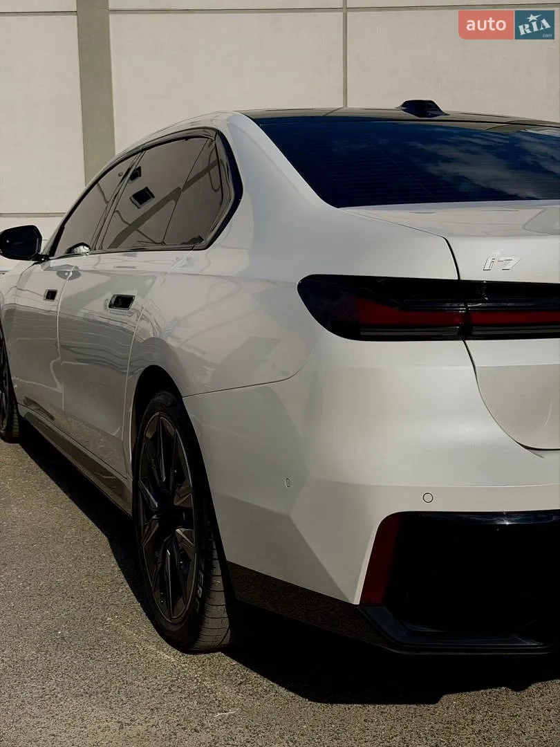 2022 BMW i7 - мініатюра 5