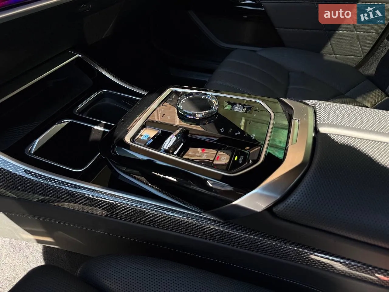 2022 BMW i7 - мініатюра 21