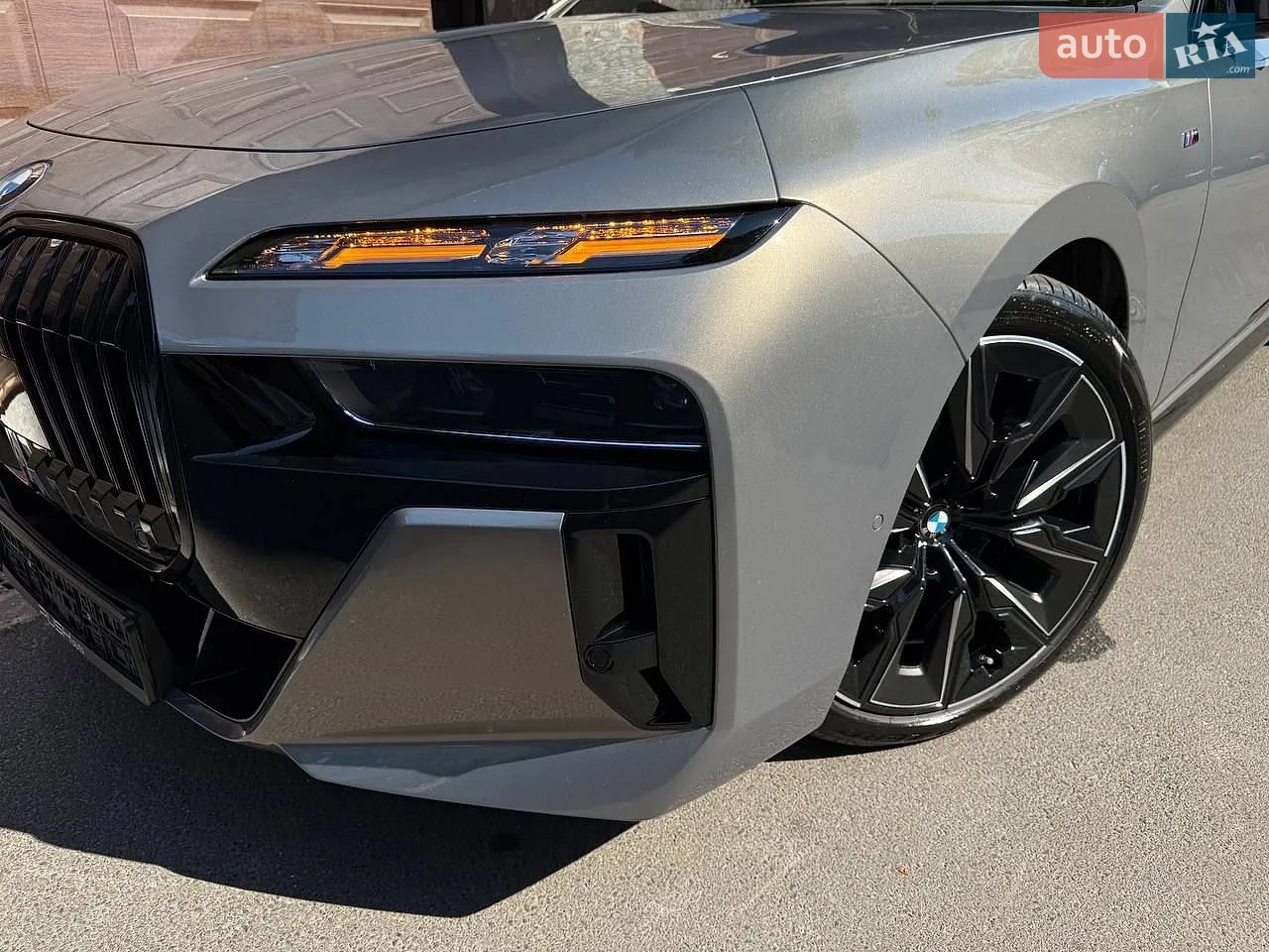 2022 BMW i7 - мініатюра 38