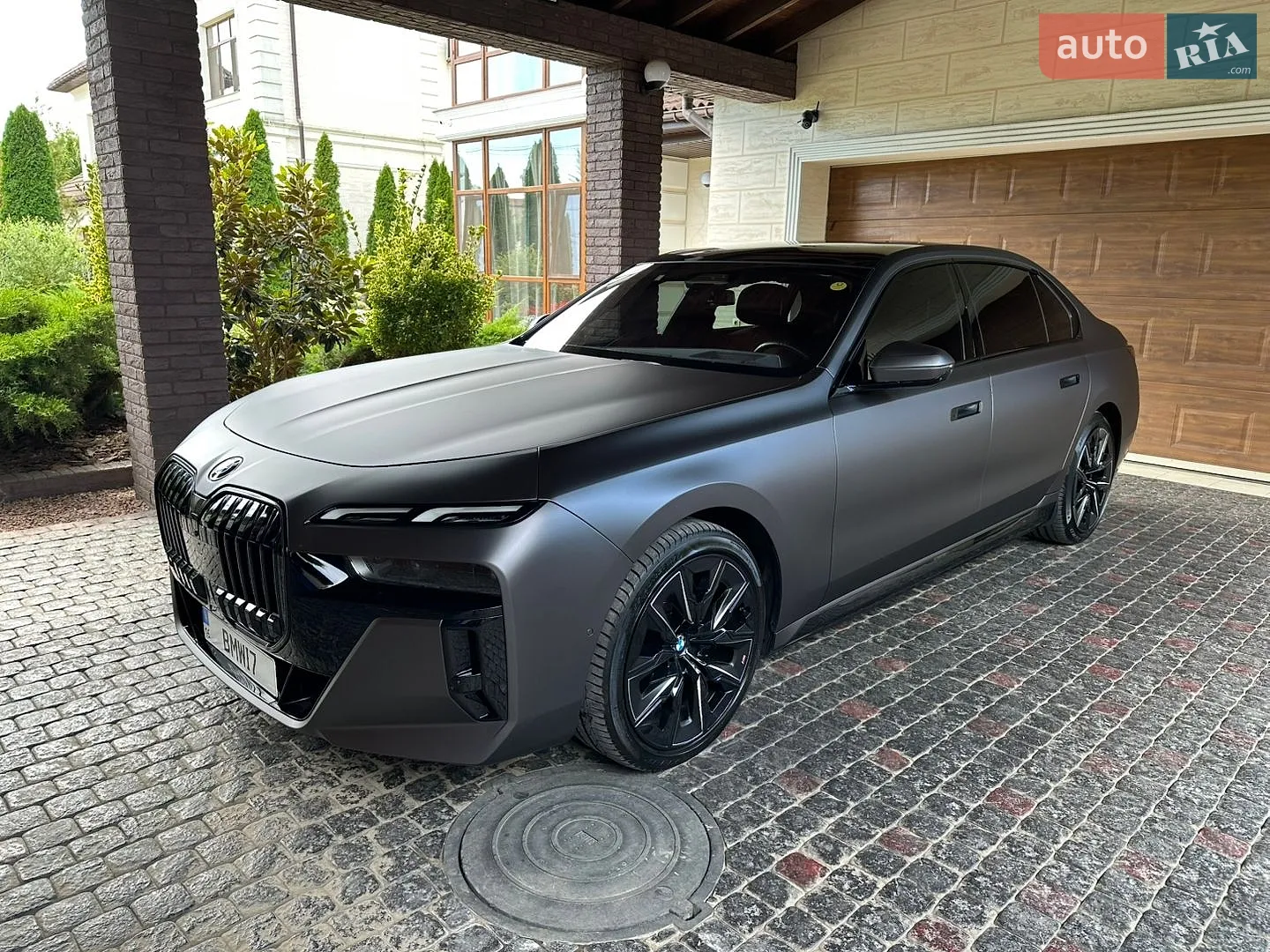 2023 BMW i7 - мініатюра 2