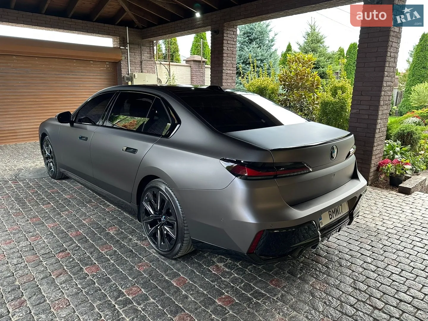 2023 BMW i7 - мініатюра 8