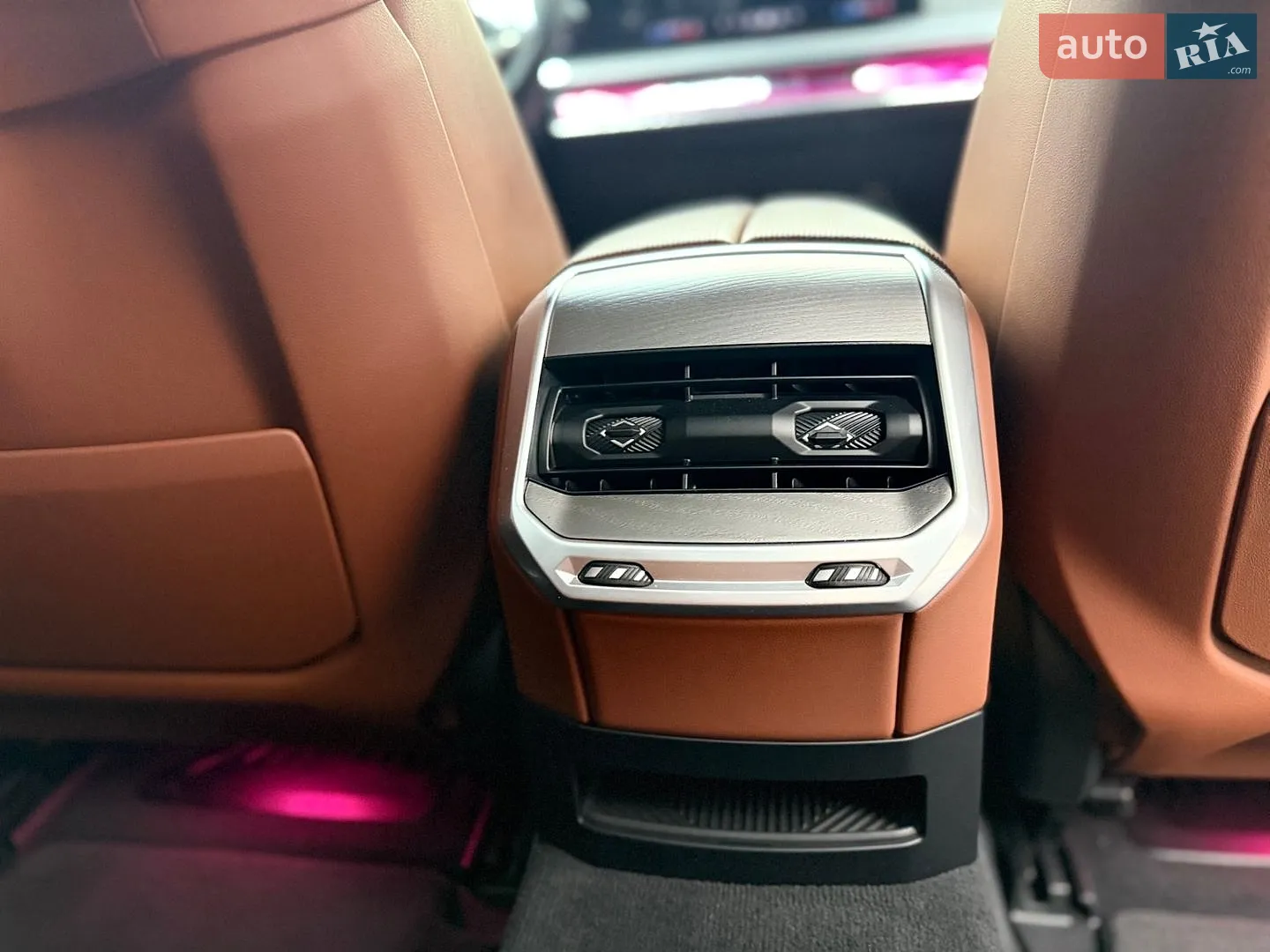 2022 BMW i7 - мініатюра 18
