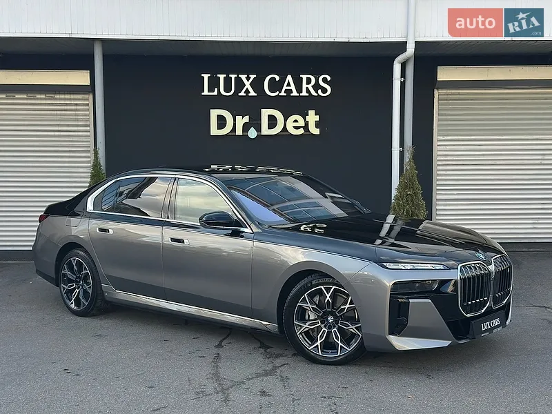 BMW i7 2024