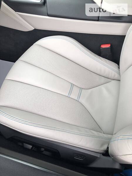 Купе BMW i8 2015 в Коломиї