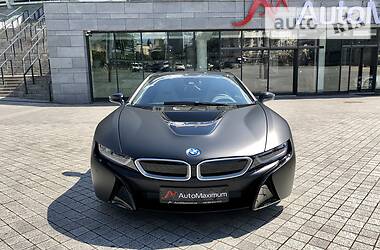 Купе BMW i8 2016 в 