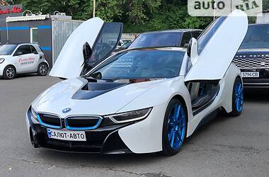Купе BMW i8 2014 в 