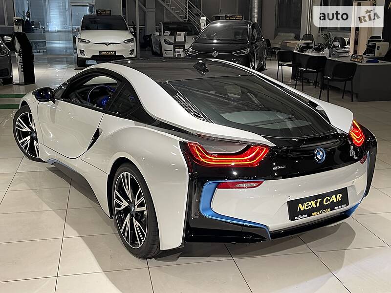 Купе BMW i8 2014 в Киеве