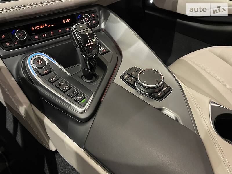 Купе BMW i8 2014 в Киеве