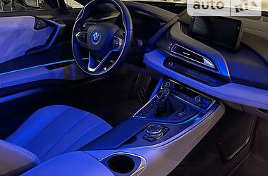 Купе BMW i8 2014 в 
