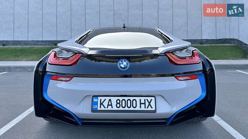 Купе BMW i8 2016 в Киеве