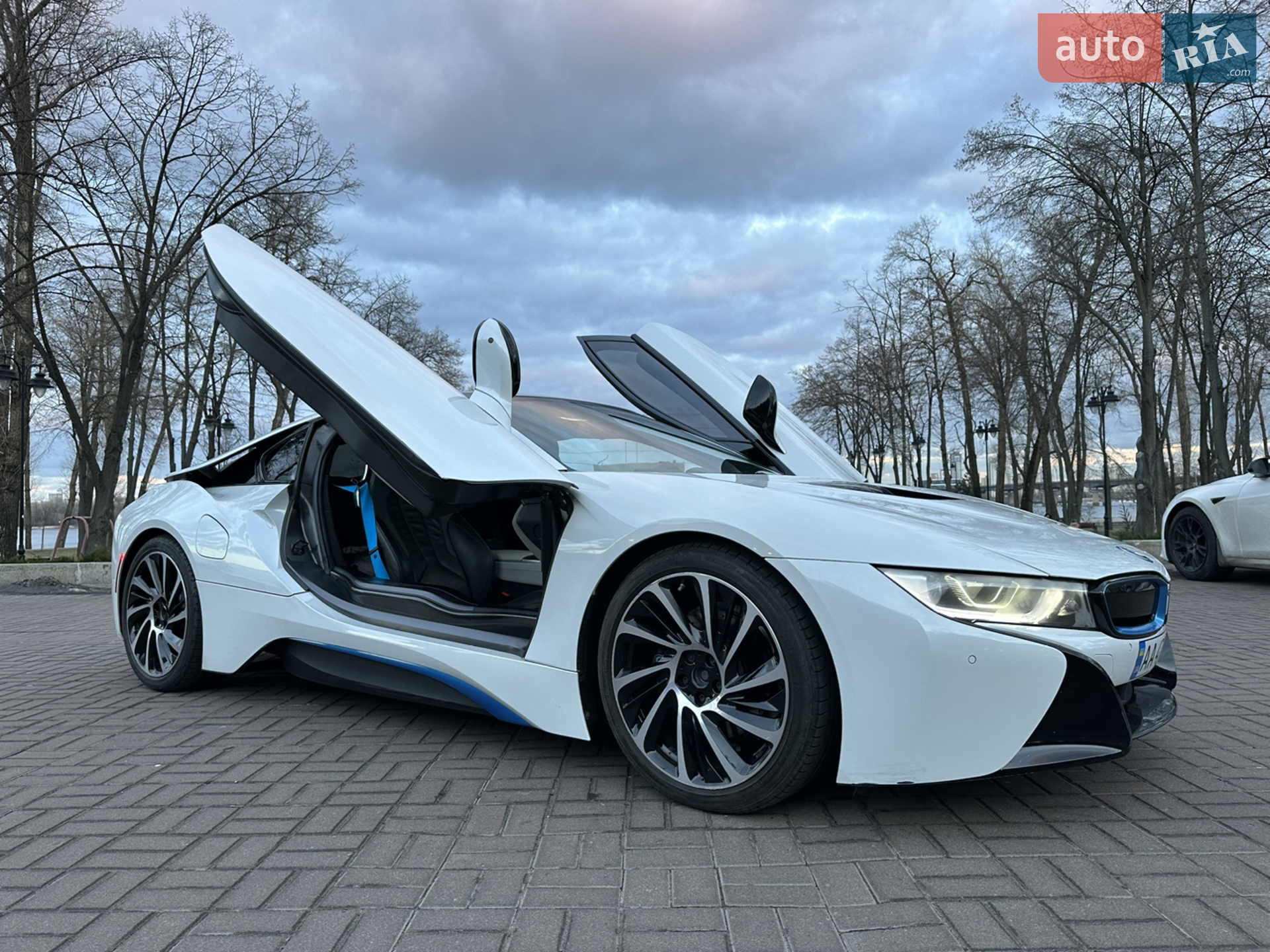 2016 BMW i8 - мініатюра 12