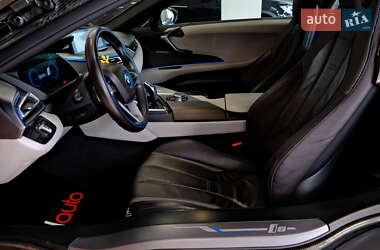Купе BMW i8 2016 в 