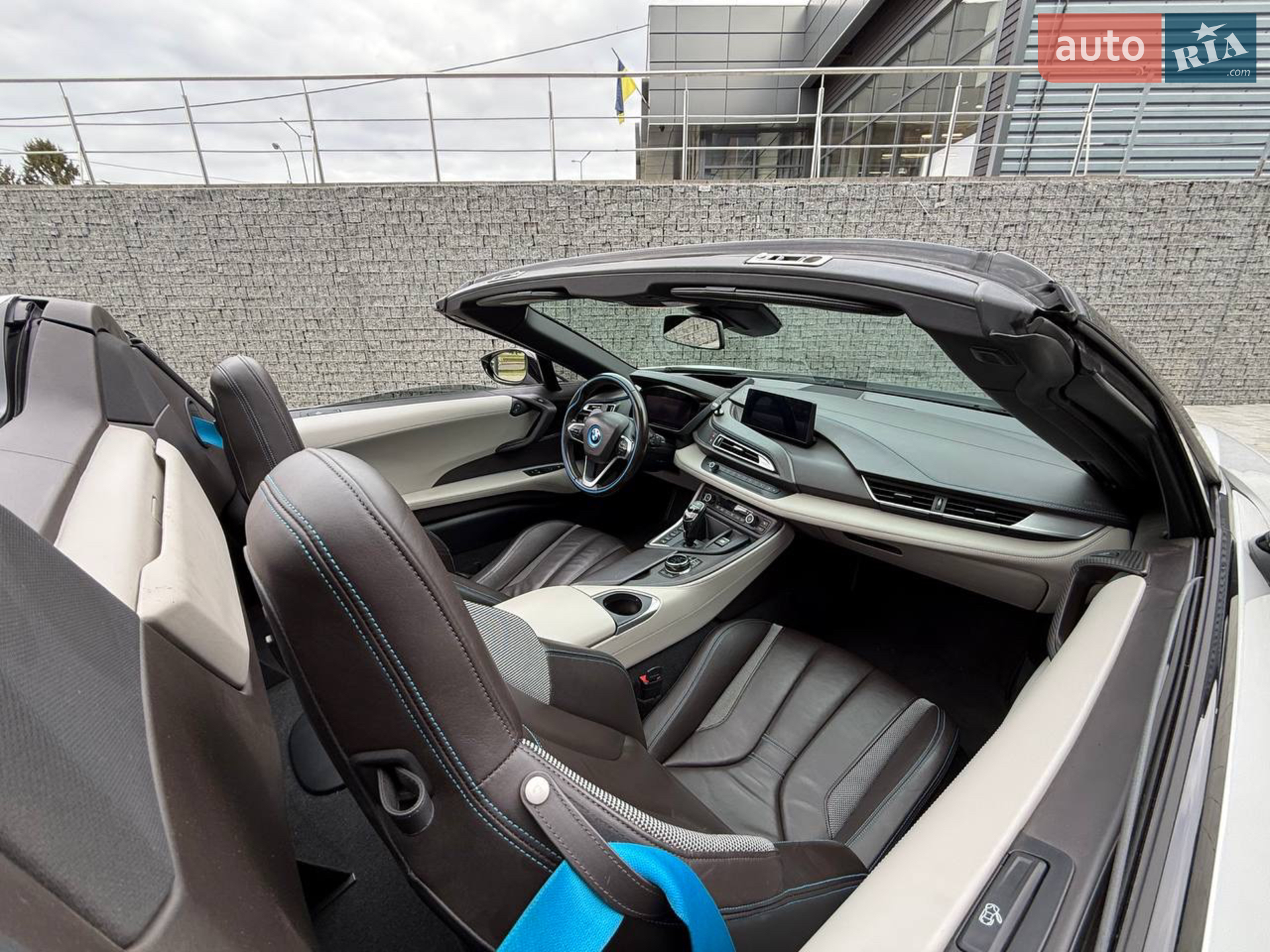 2018 BMW i8 - мініатюра 13