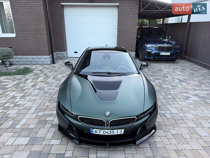 Купе BMW i8 2016 в Киеве фото 25 Купе BMW i8 2016 в Киеве