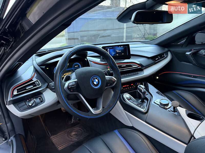 Купе BMW i8 2016 в Киеве фото 72 Купе BMW i8 2016 в Киеве