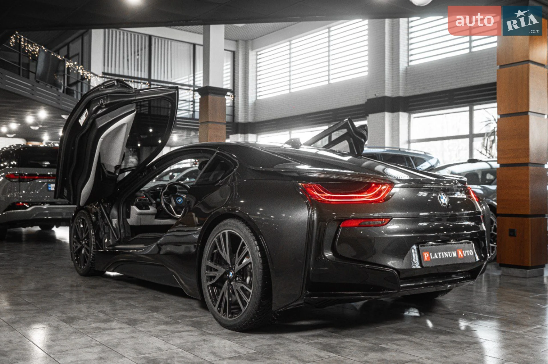 2015 BMW i8 - мініатюра 17