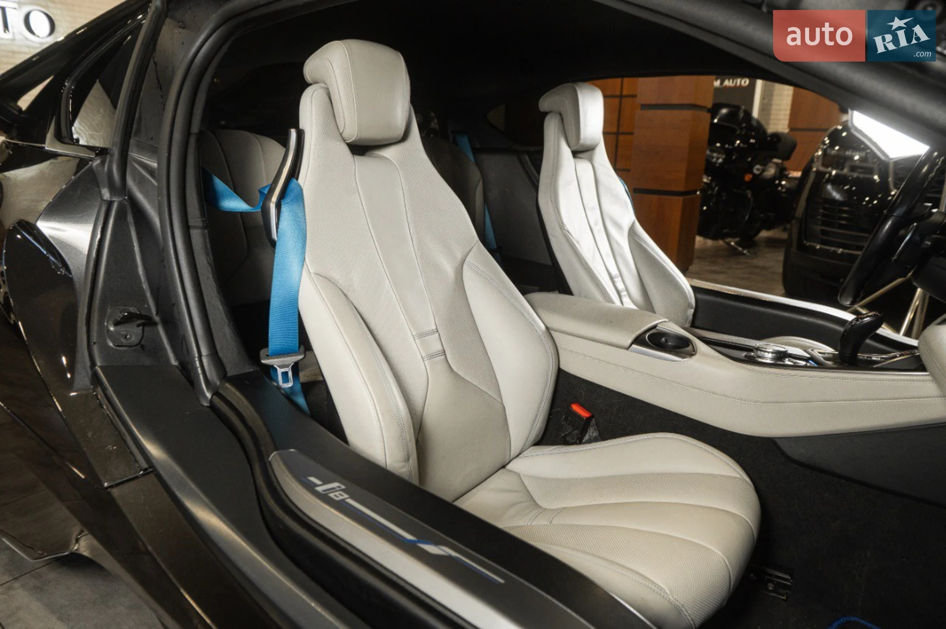 2015 BMW i8 - мініатюра 40