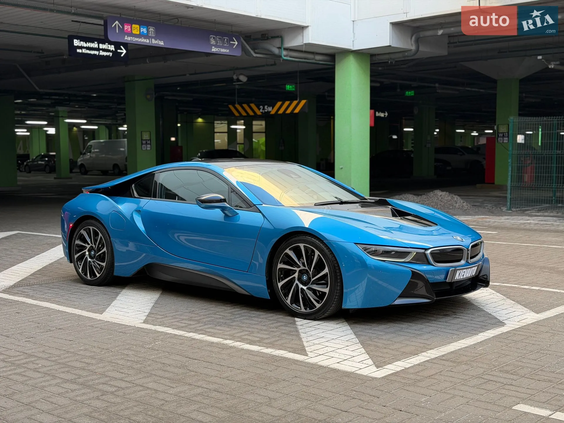 2016 BMW i8 - мініатюра 5