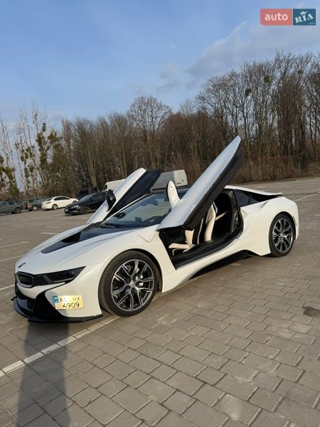 Купе BMW i8 2015 в Луцке