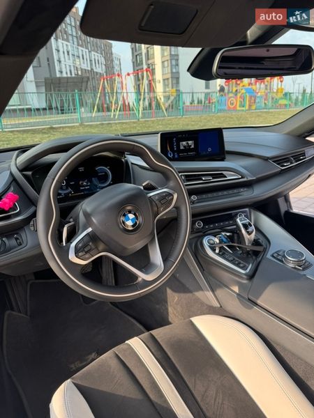 Купе BMW i8 2015 в Луцке