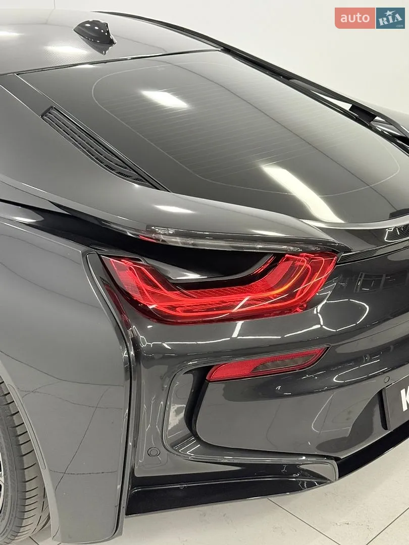 2015 BMW i8 - мініатюра 12