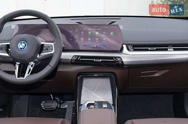 Внедорожник / Кроссовер BMW iX1 2025 в 
