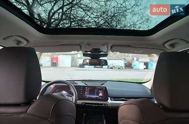 Внедорожник / Кроссовер BMW iX1 2024 в 