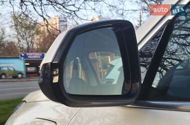 Внедорожник / Кроссовер BMW iX1 2024 в 