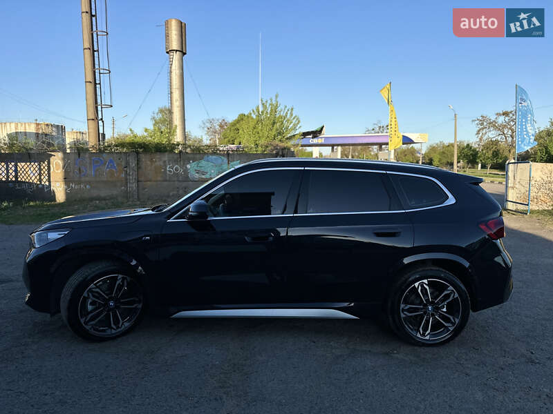 Внедорожник / Кроссовер BMW iX1 2024 в Полтаве