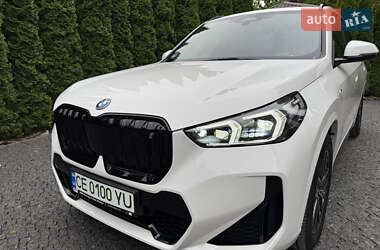 Внедорожник / Кроссовер BMW iX1 2023 в 