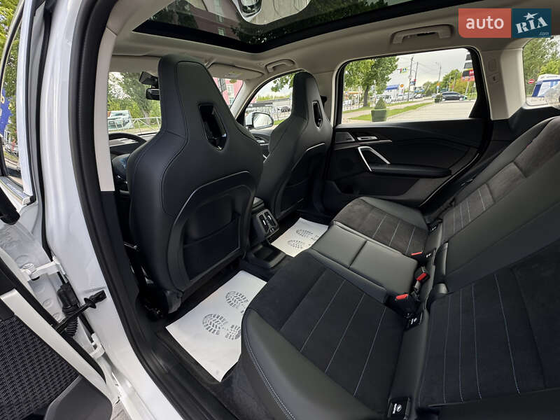 Внедорожник / Кроссовер BMW iX1 2024 в Хмельницком фото 46 Внедорожник / Кроссовер BMW iX1 2024 в Хмельницком