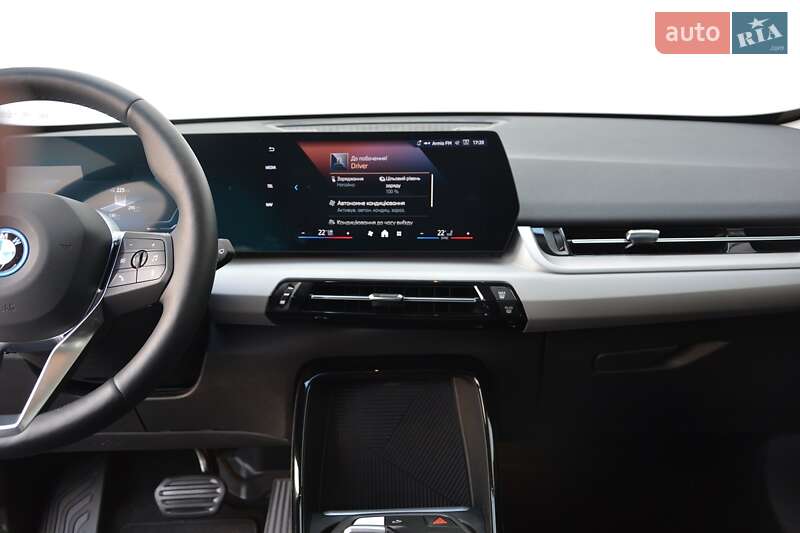 Внедорожник / Кроссовер BMW iX1 2024 в Киеве