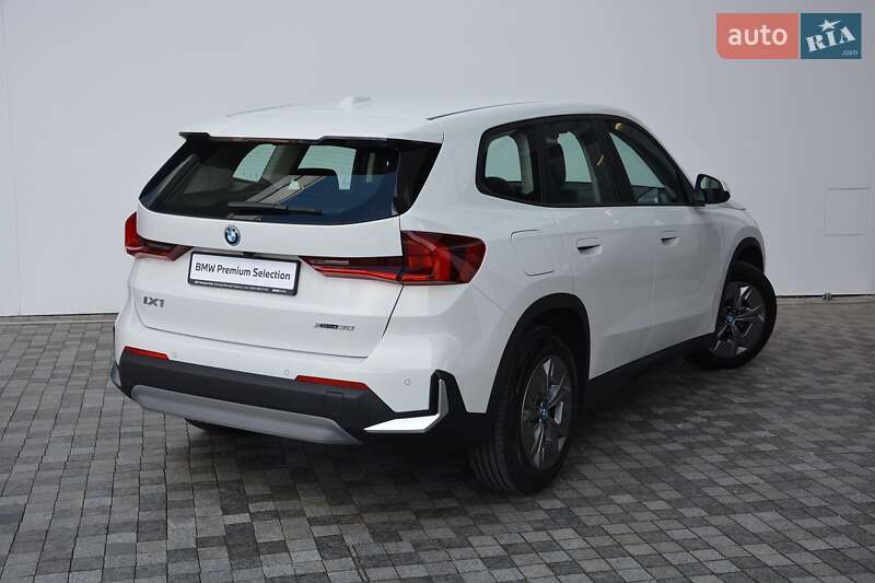 Внедорожник / Кроссовер BMW iX1 2024 в Киеве