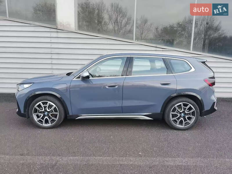 Внедорожник / Кроссовер BMW iX1 2023 в Киеве