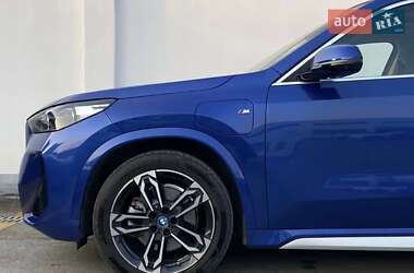 Внедорожник / Кроссовер BMW iX1 2023 в 