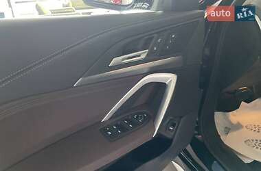 Внедорожник / Кроссовер BMW iX1 2025 в 
