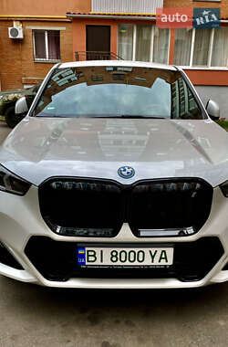Внедорожник / Кроссовер BMW iX1 2023 в 