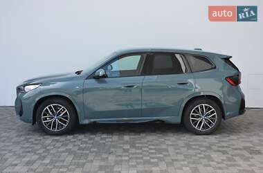 Внедорожник / Кроссовер BMW iX1 2024 в 