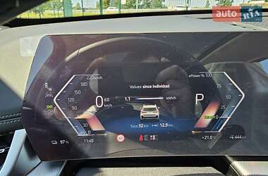 Позашляховик / Кросовер BMW iX1 2025 в 