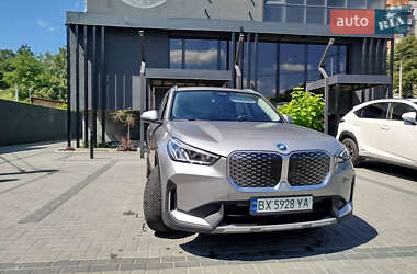 Внедорожник / Кроссовер BMW iX1 2023 в 