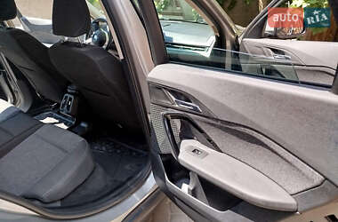Внедорожник / Кроссовер BMW iX1 2023 в 